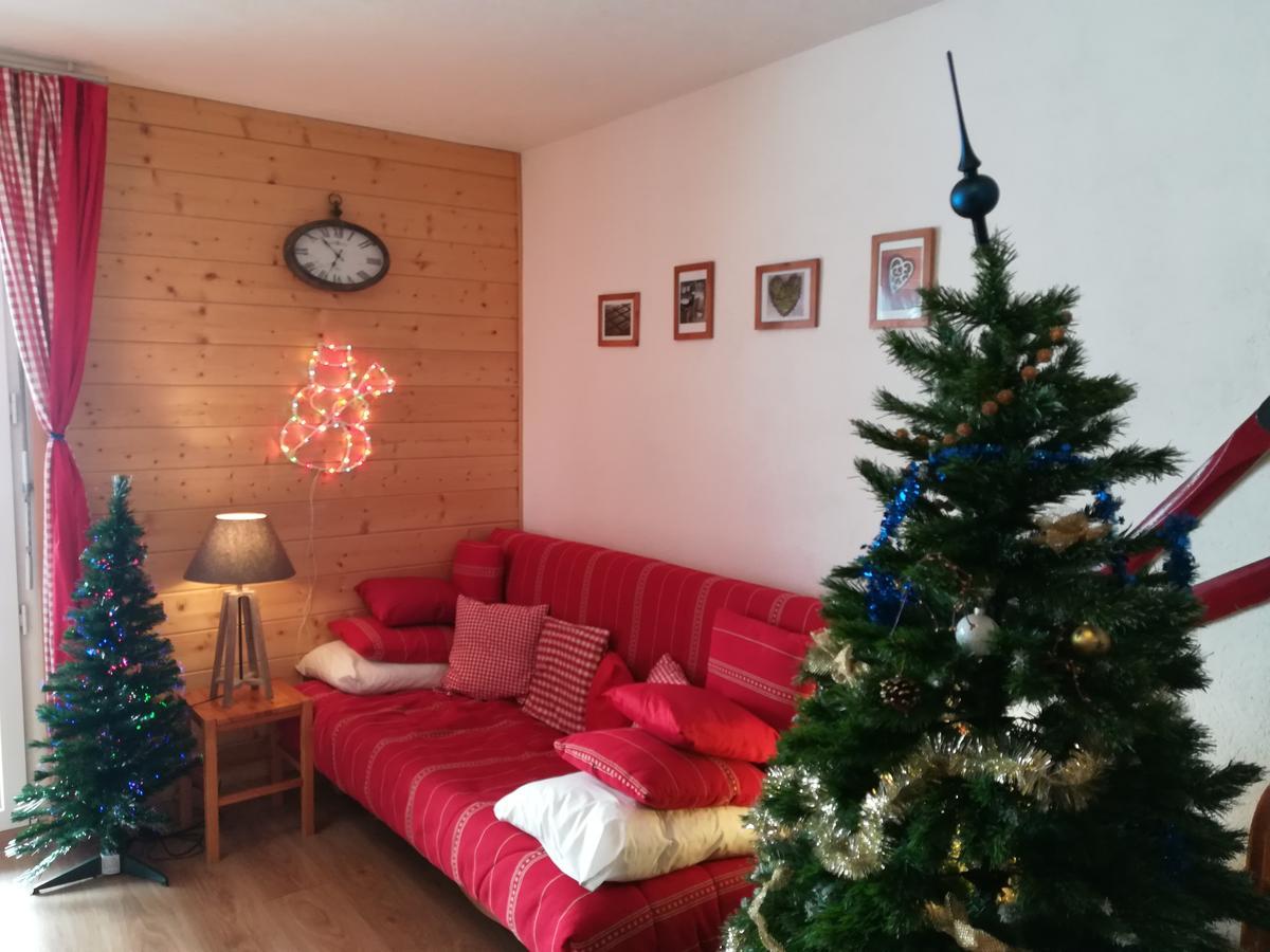 Romantic Chalet-Style Flat With Mountain View Torgon ภายนอก รูปภาพ