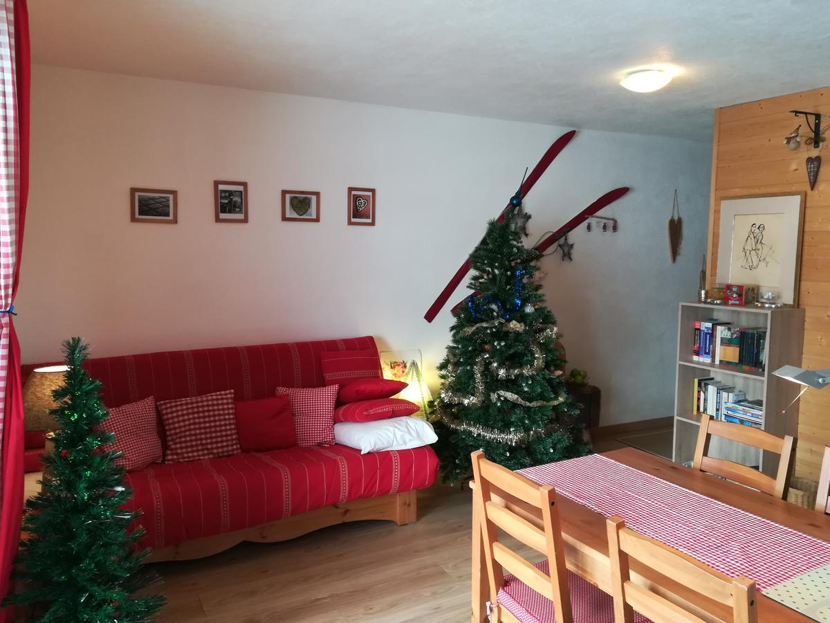Romantic Chalet-Style Flat With Mountain View Torgon ภายนอก รูปภาพ