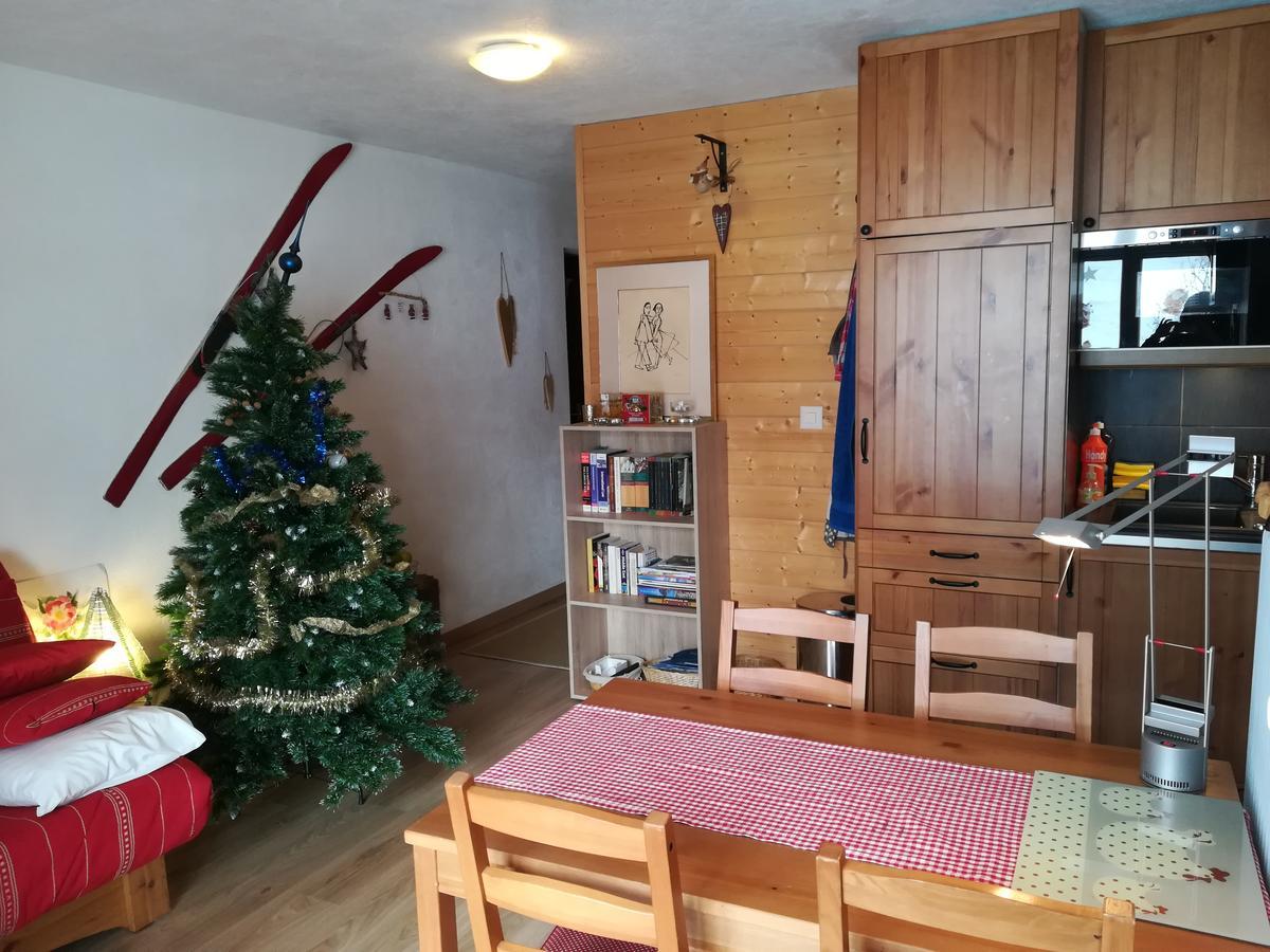 Romantic Chalet-Style Flat With Mountain View Torgon ภายนอก รูปภาพ