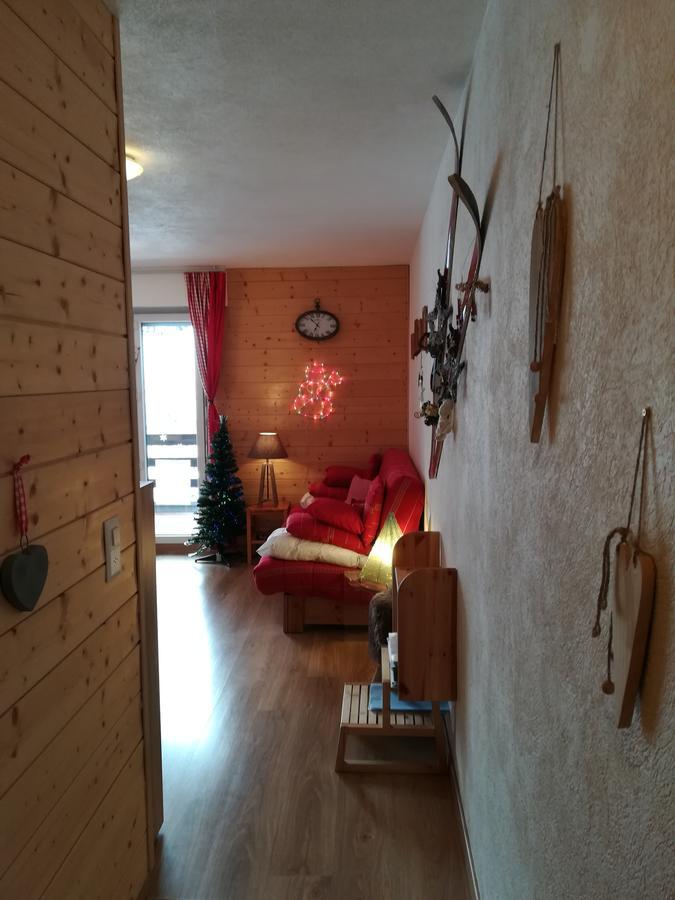Romantic Chalet-Style Flat With Mountain View Torgon ภายนอก รูปภาพ